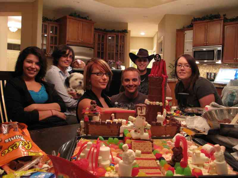 Candy Fortress Night